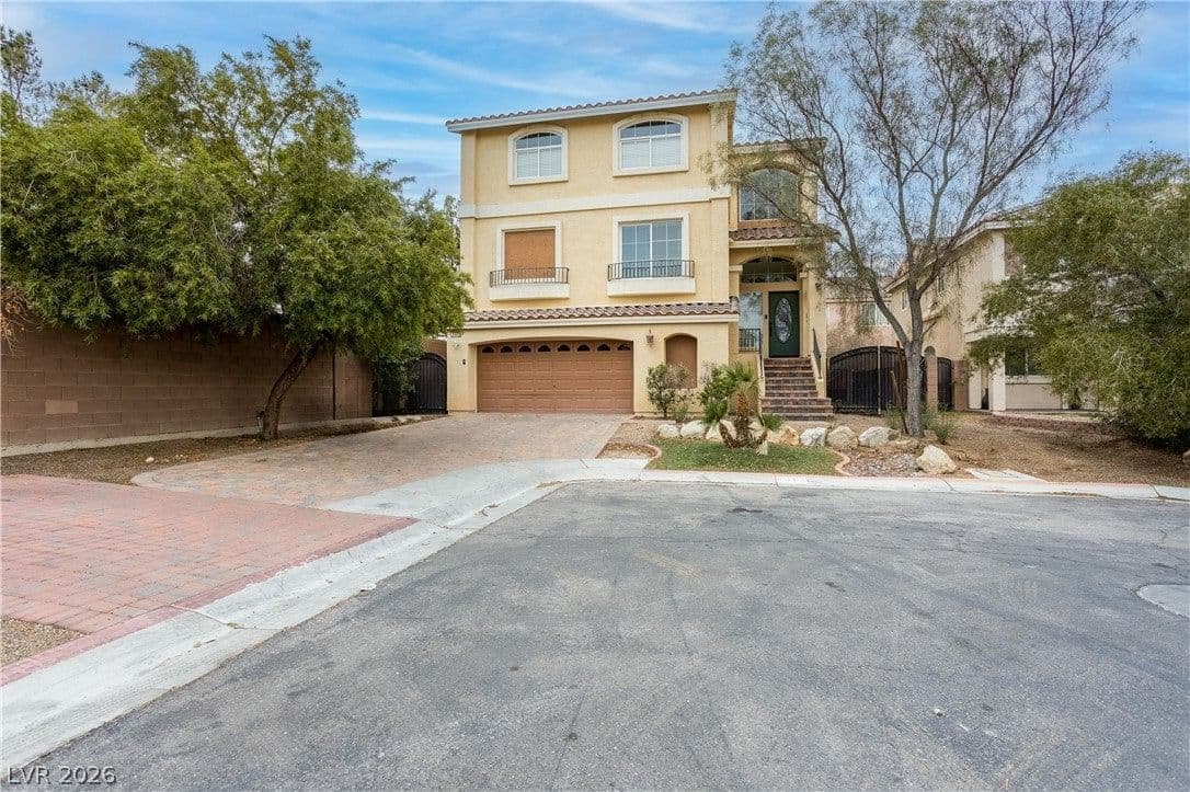 8467 BISMARK SAPPHIRE Street photo 2