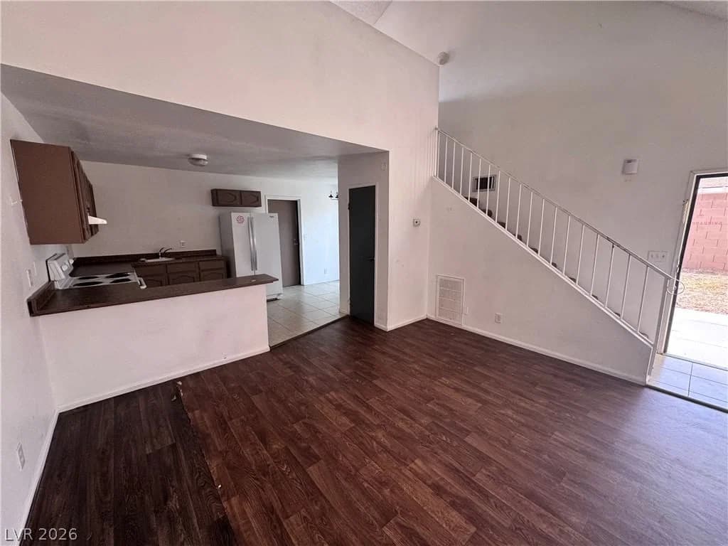 5245 Golden Lane photo 3