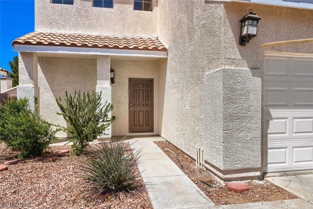 922 Country Skies Avenue photo 2