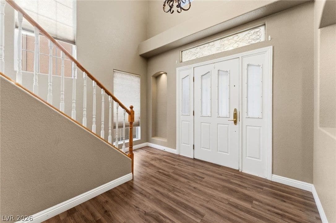 8404 Bay Crest Drive photo 4