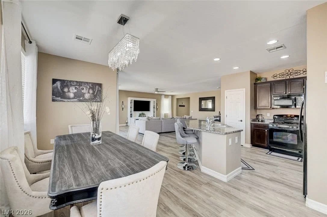 5412 Talmo Street photo 3