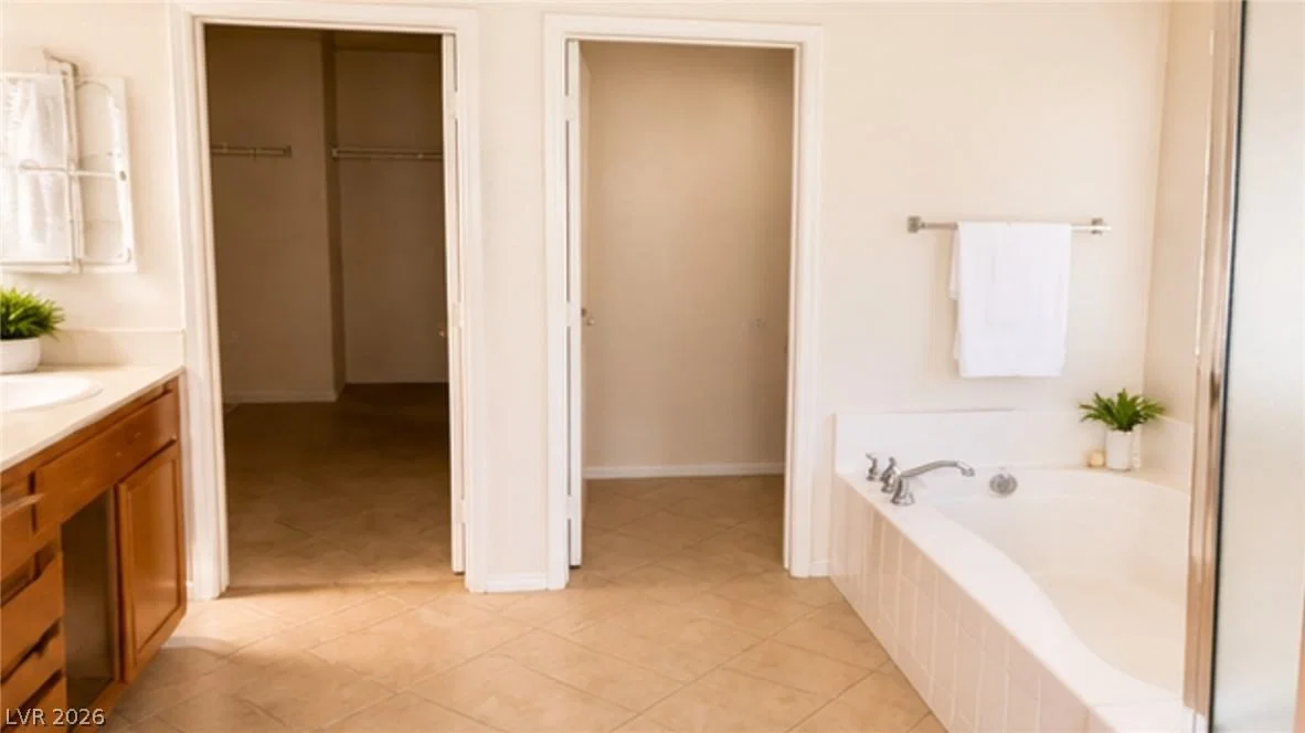9969 Diablo Drive photo 4