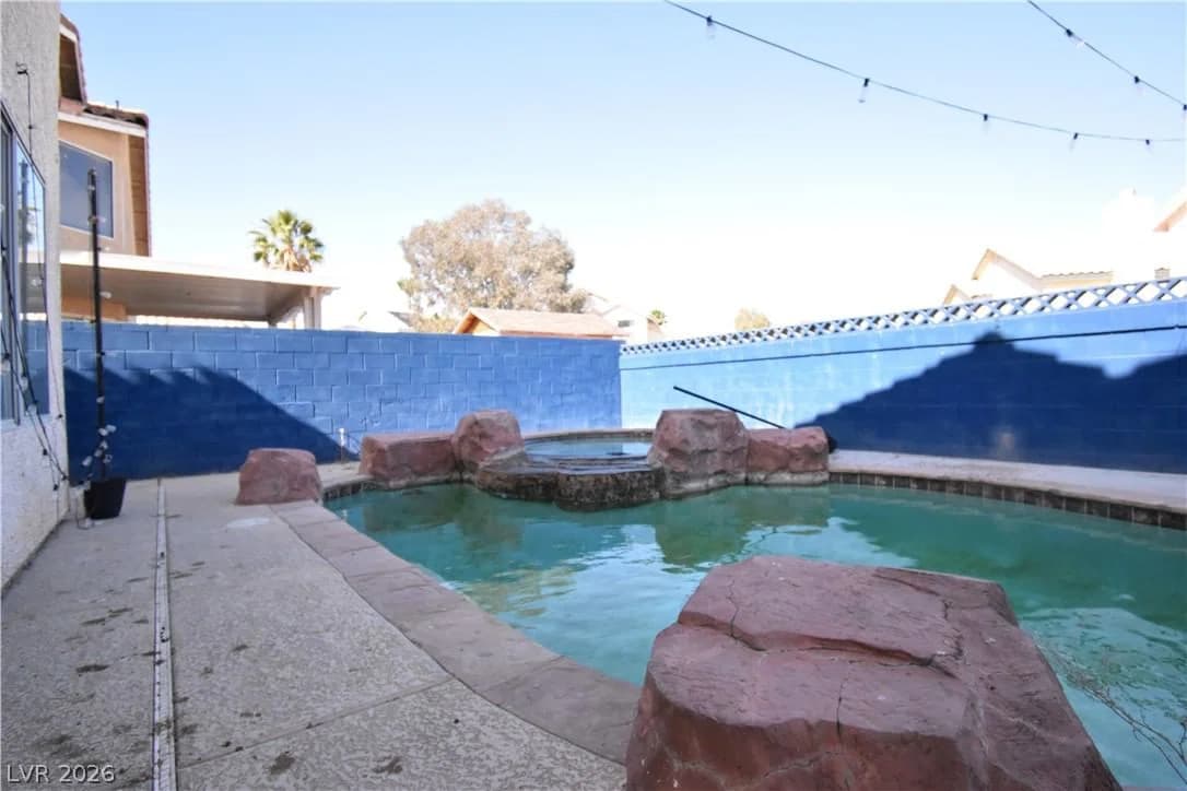 5016 Camino Del Santo Parkway photo 4
