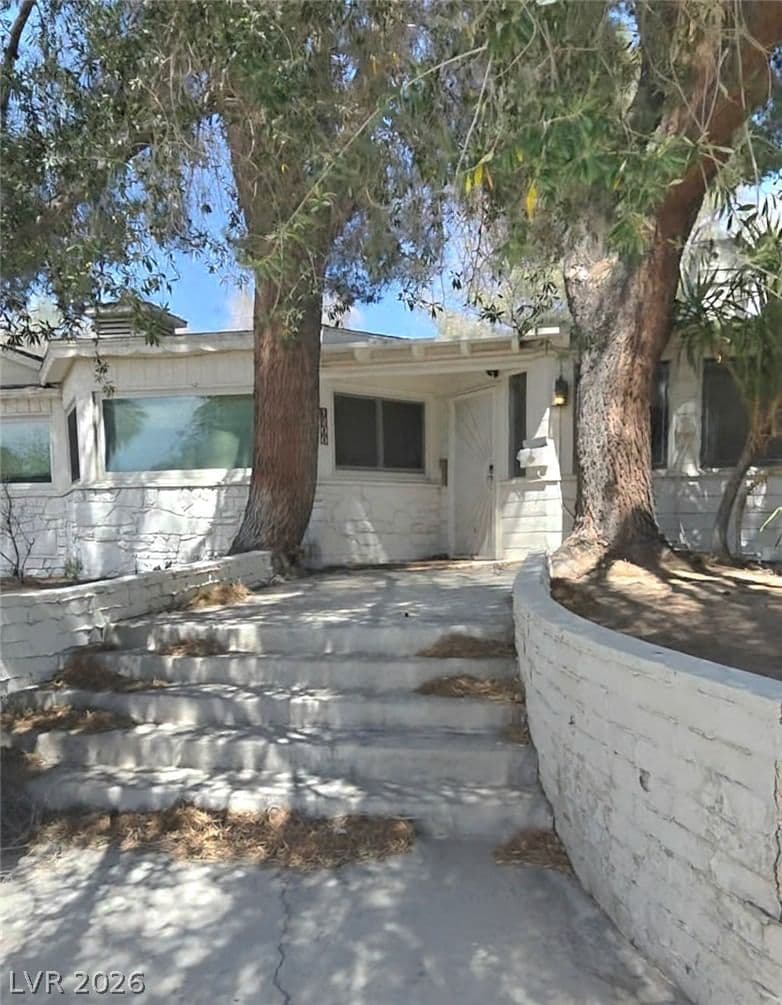 1200 OAK TREE Lane photo 5