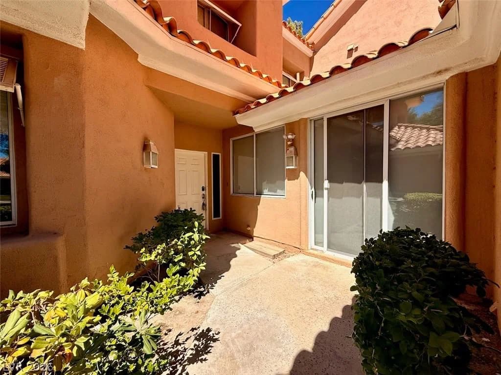 4969 Jeremy Drive photo 3