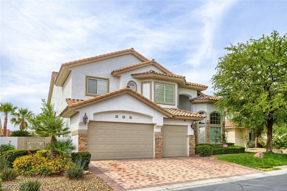 9655 Phoenician Avenue photo 2