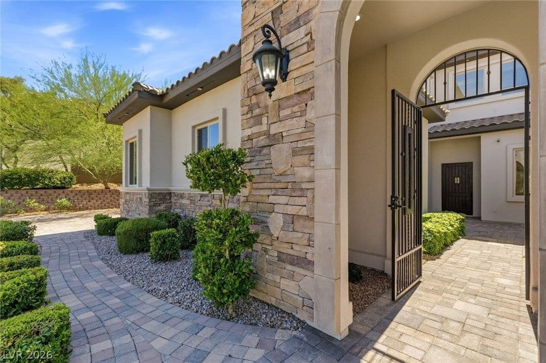 5 Ayden Drive photo 4