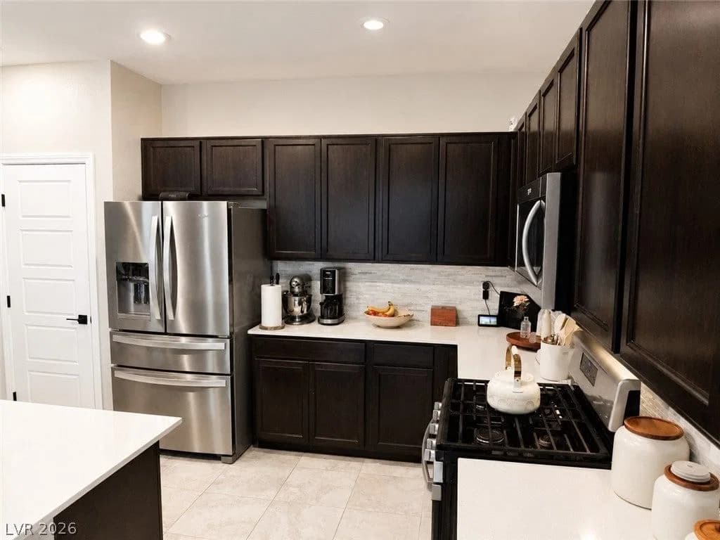 6968 Wildhorse Creek Street photo 5