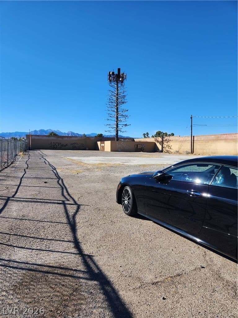 1859 Decatur Boulevard