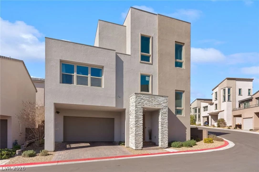 667 Angel Aura Street photo 2