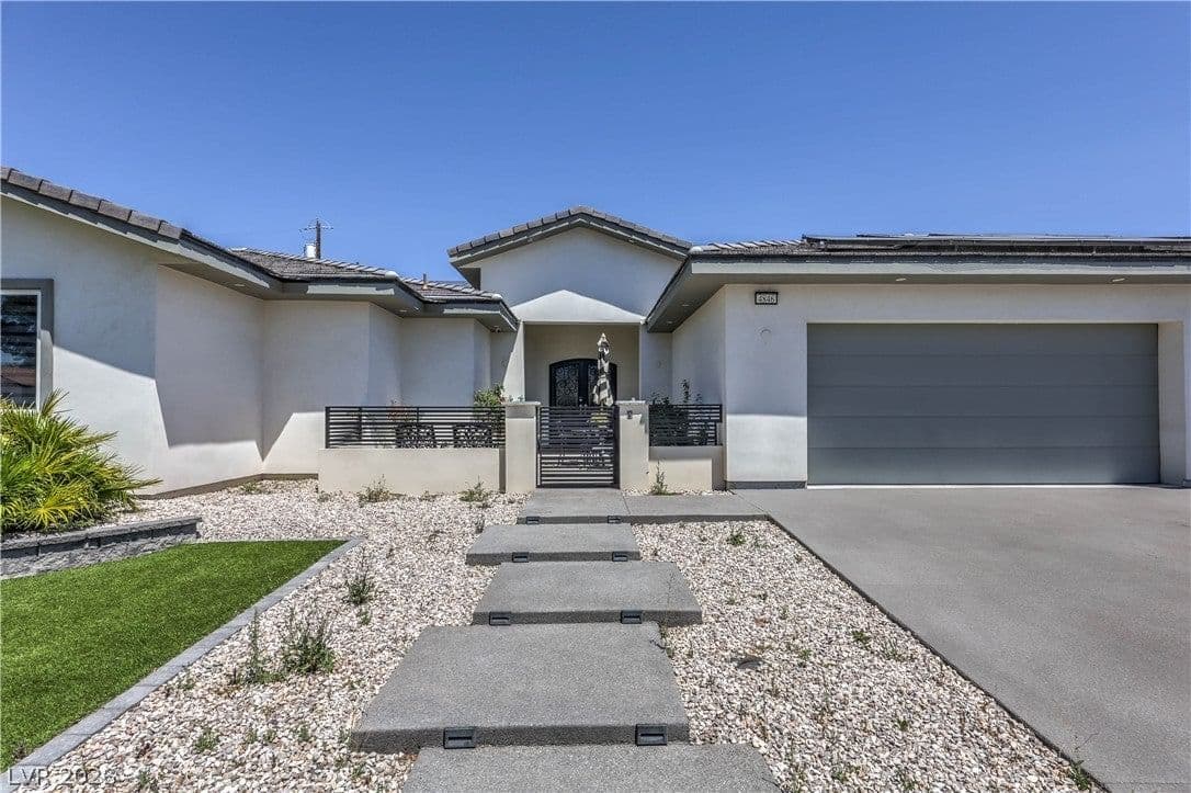 4846 Utah Avenue photo 2