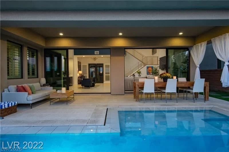 20 Garden Rain Drive photo 5