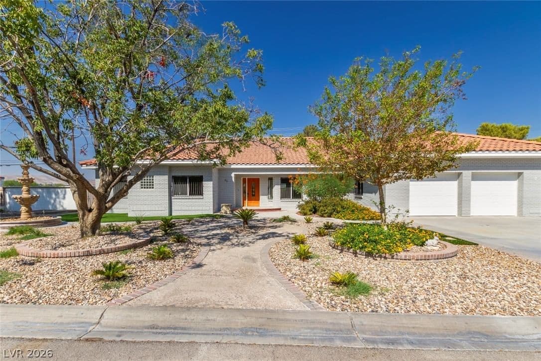 60 Levi Avenue