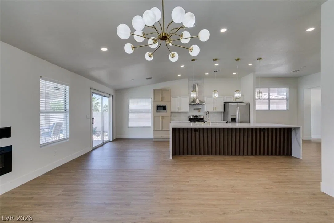 7824 Villa Finestra Drive photo 3
