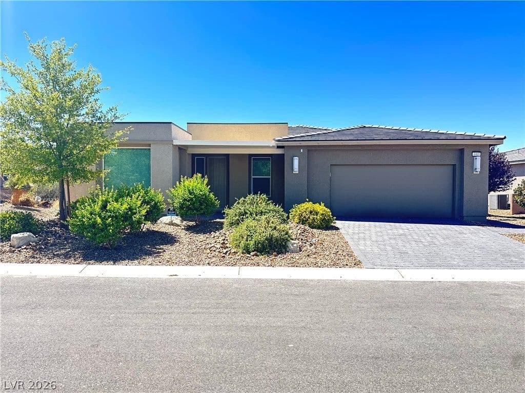 4905 Cactus Canyon Drive