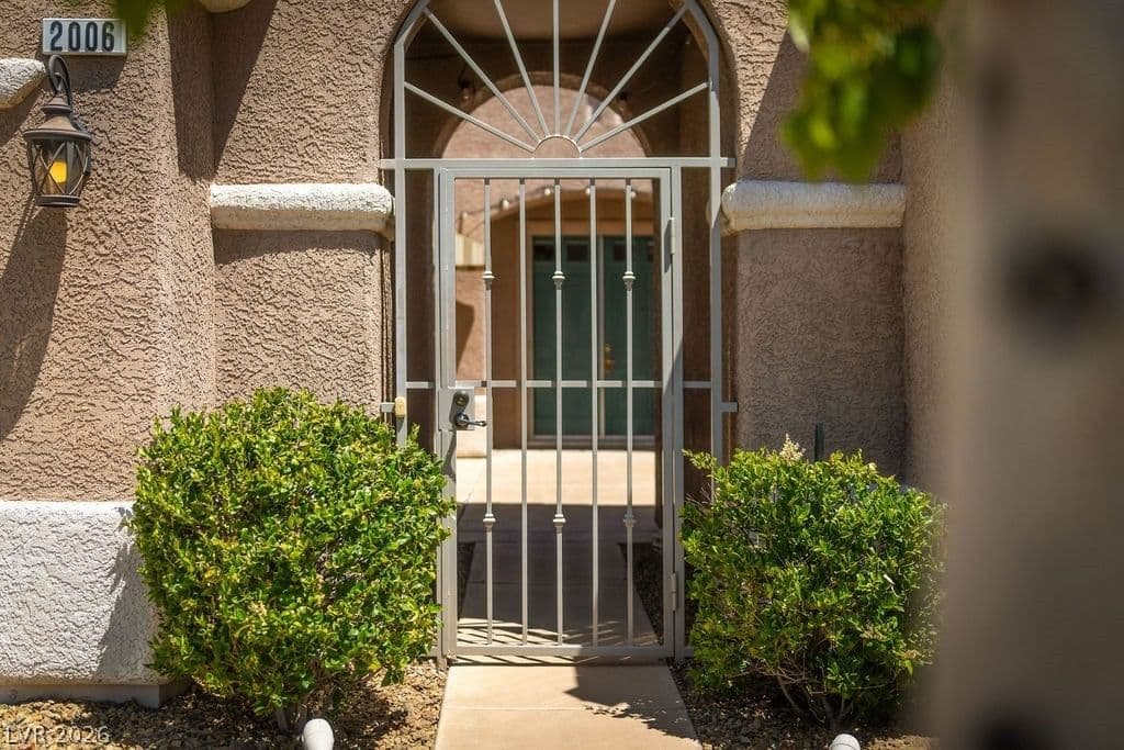 2006 Poppywood Avenue photo 3