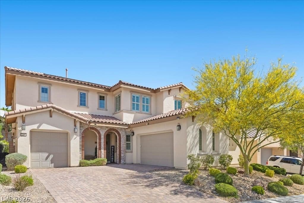 12122 Rojo Roma Avenue photo 2