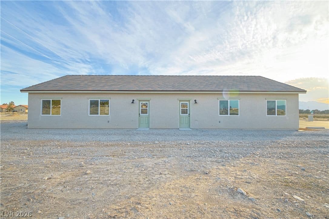 1101 Sixshooter AVE photo 4