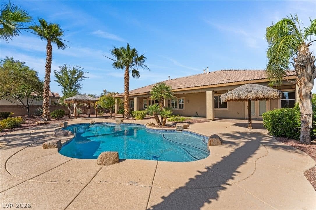 8370 Unicorn Street photo 2