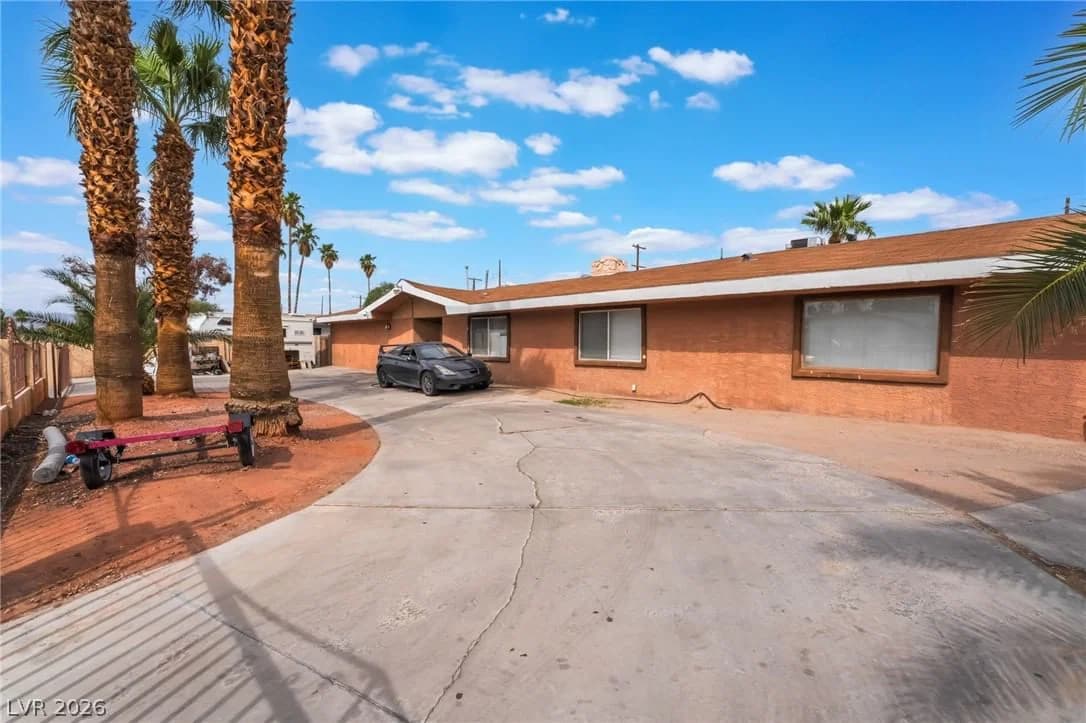 1413 17th Street photo 4