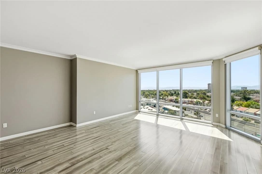 322 Karen Avenue photo 5