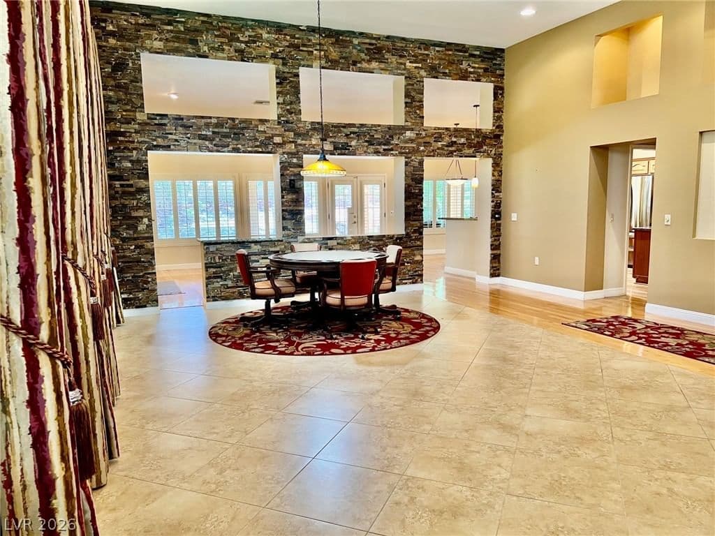 9049 Firebird Drive photo 4