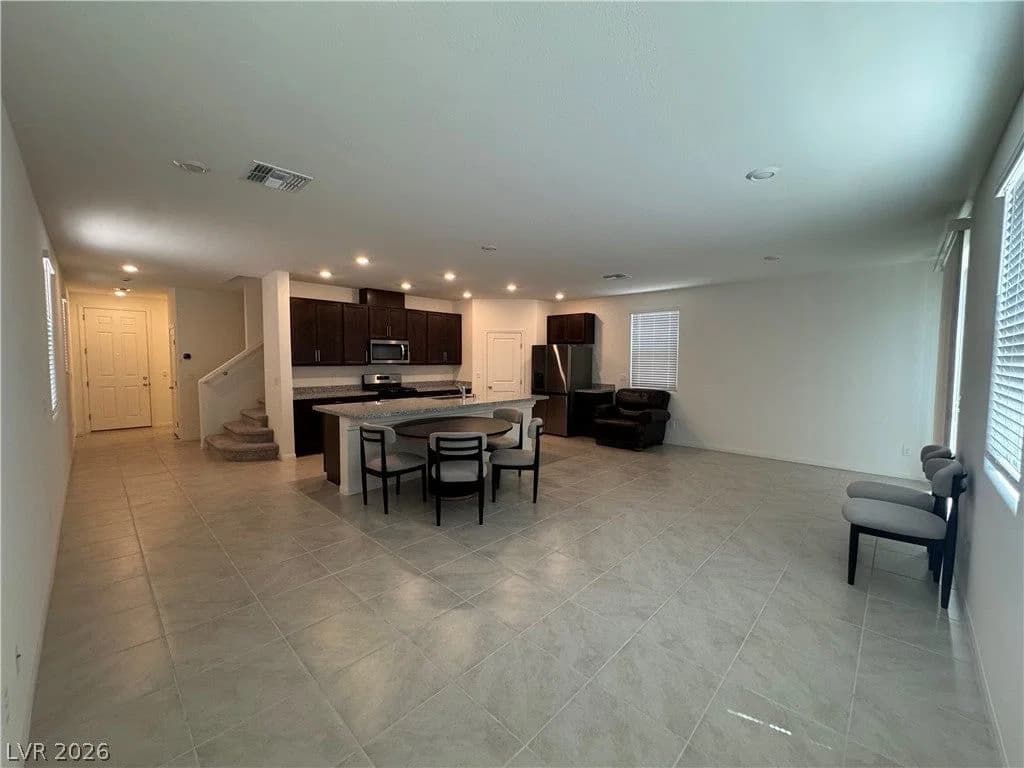 7055 Cottage Vista Avenue photo 4