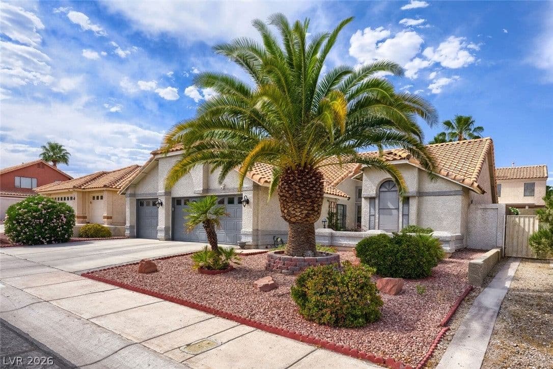 9536 Cliff View Way photo 4