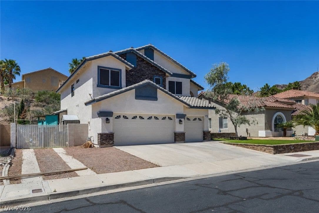 721 Descartes Avenue photo 3