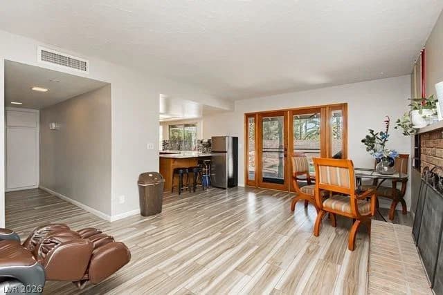 5436 El Roble Court photo 4