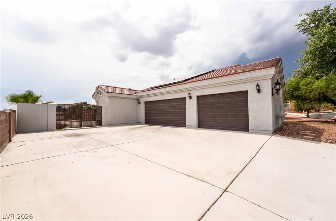 6315 Grand Canyon Drive photo 5
