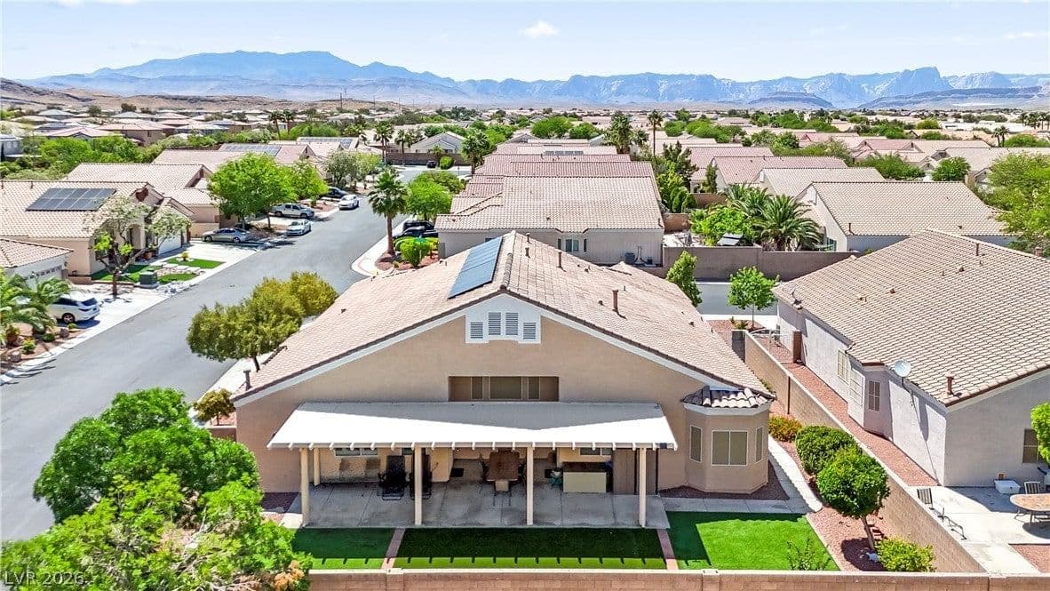 9662 Exquisite Plains Street photo 2