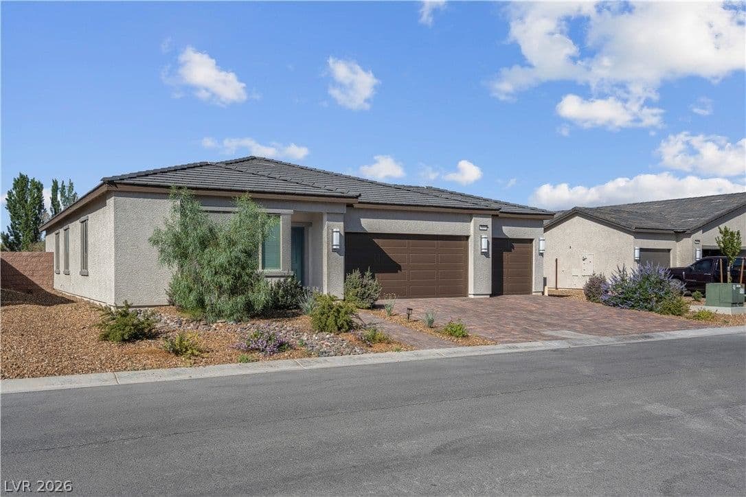 5357 Eleganza Avenue photo 3