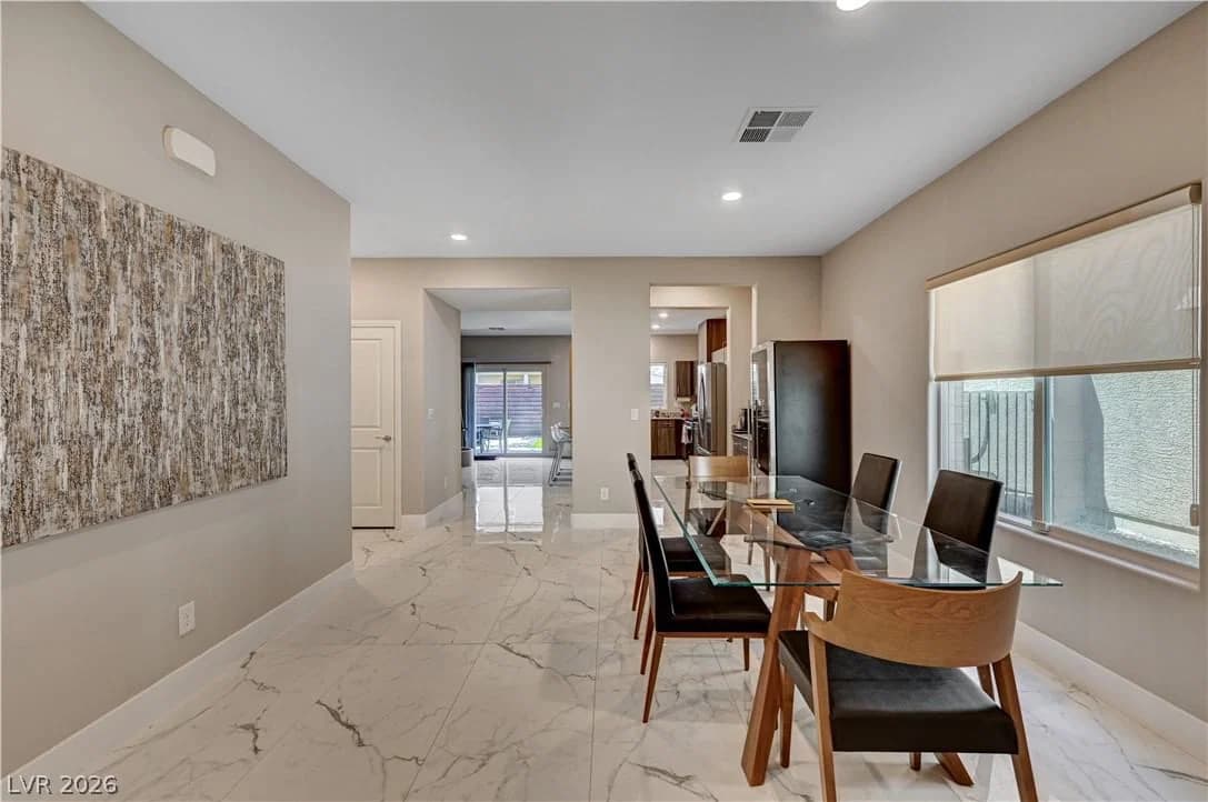 7563 Dragonfruit Avenue photo 4