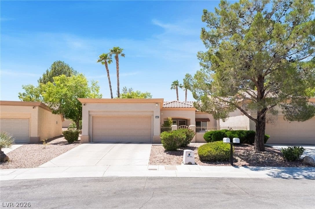 2709 Copper Mesa Drive photo 2