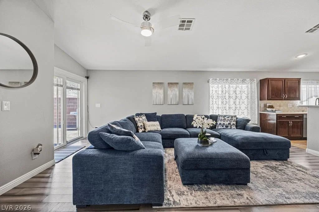 2294 Dakota Sky Court photo 2