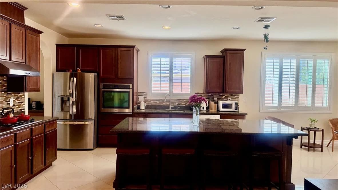 328 Cranstonhill Drive photo 5
