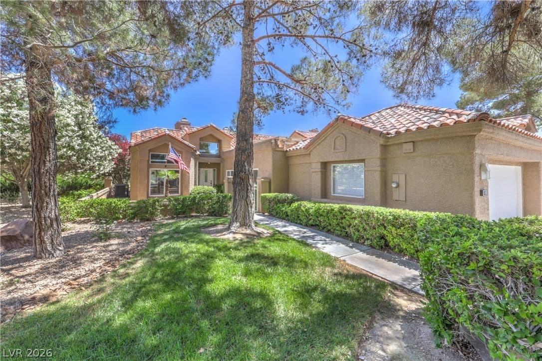 8211 Round Hills Circle photo 2