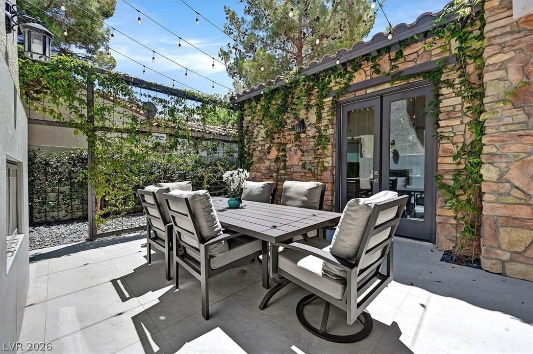 11828 WATERFORD CASTLE Court photo 5
