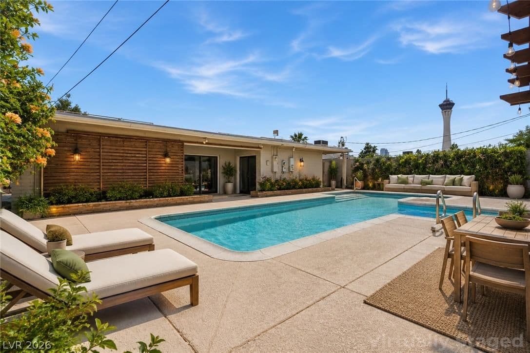 909 Canosa Avenue photo 4