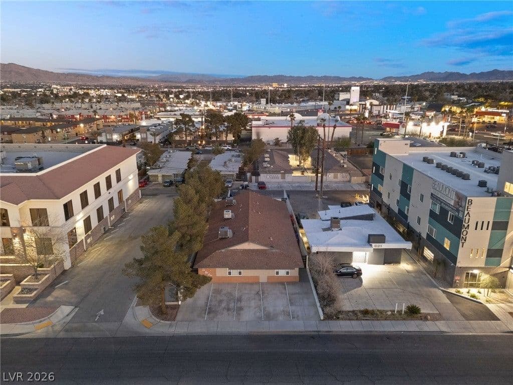 615 10th Street photo 3