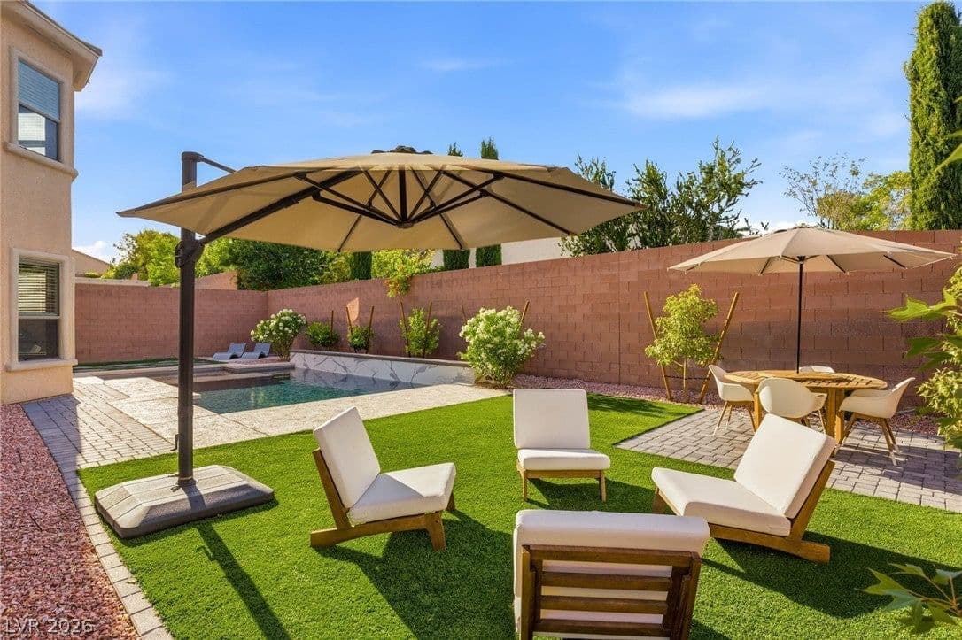 10224 Black Friar Court photo 3