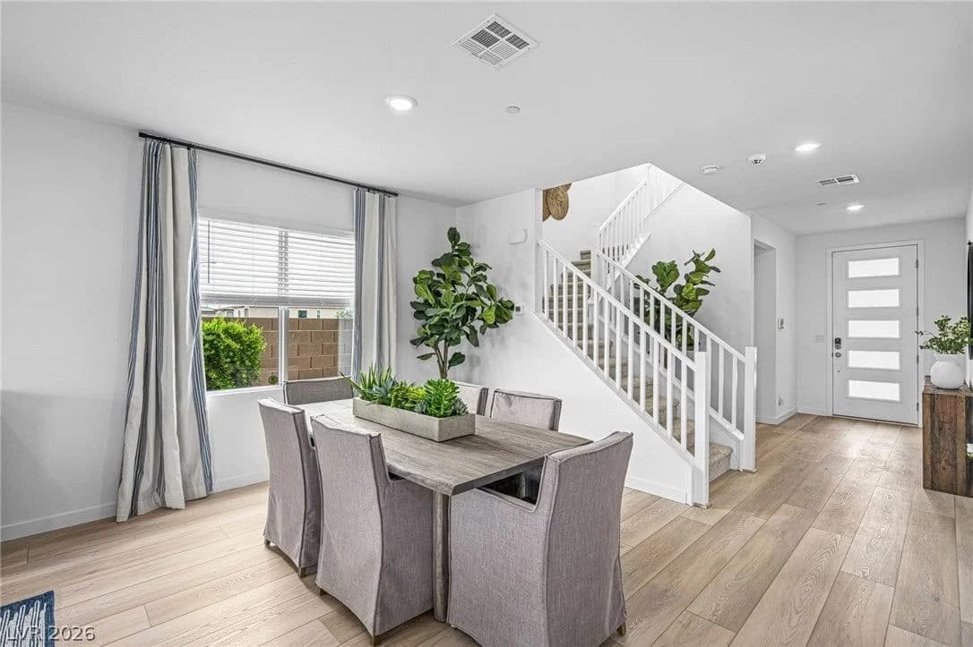 307 Mount Langley Street photo 4