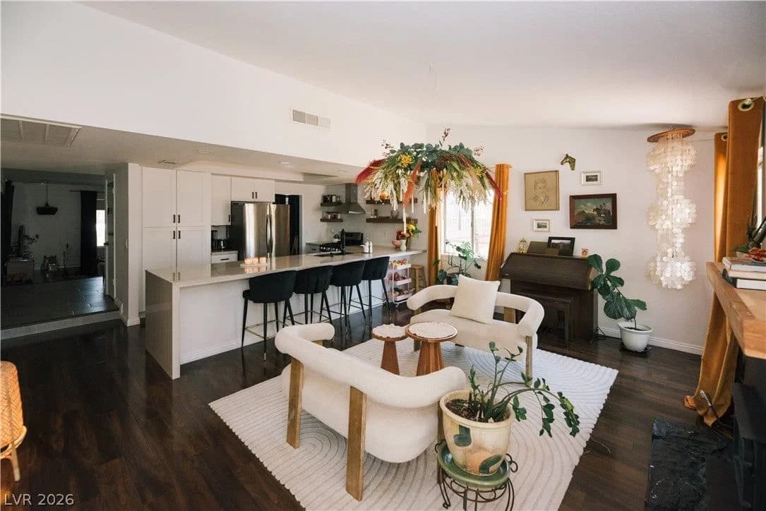 3188 Moonflower Drive photo 5