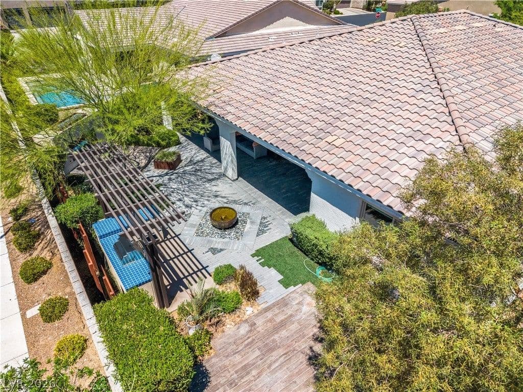 9335 Las Haciendas Road photo 2