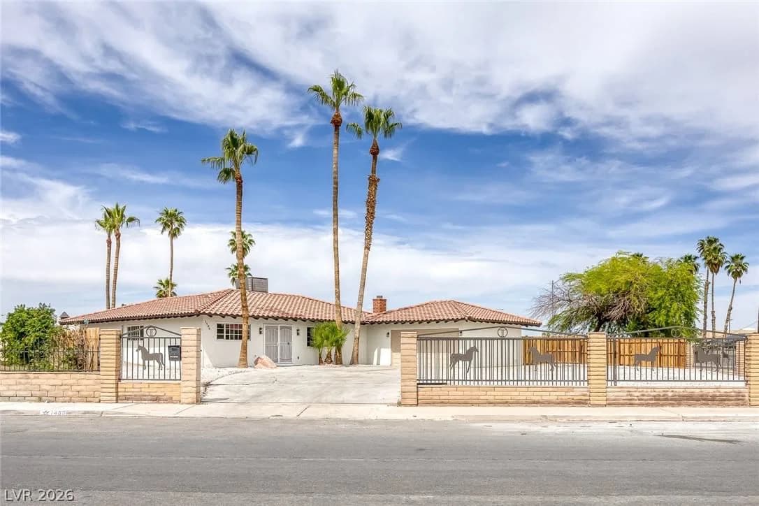 1486 Rawhide Street photo 2