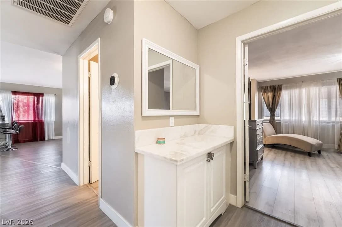 3111 Belvedere Drive photo 5