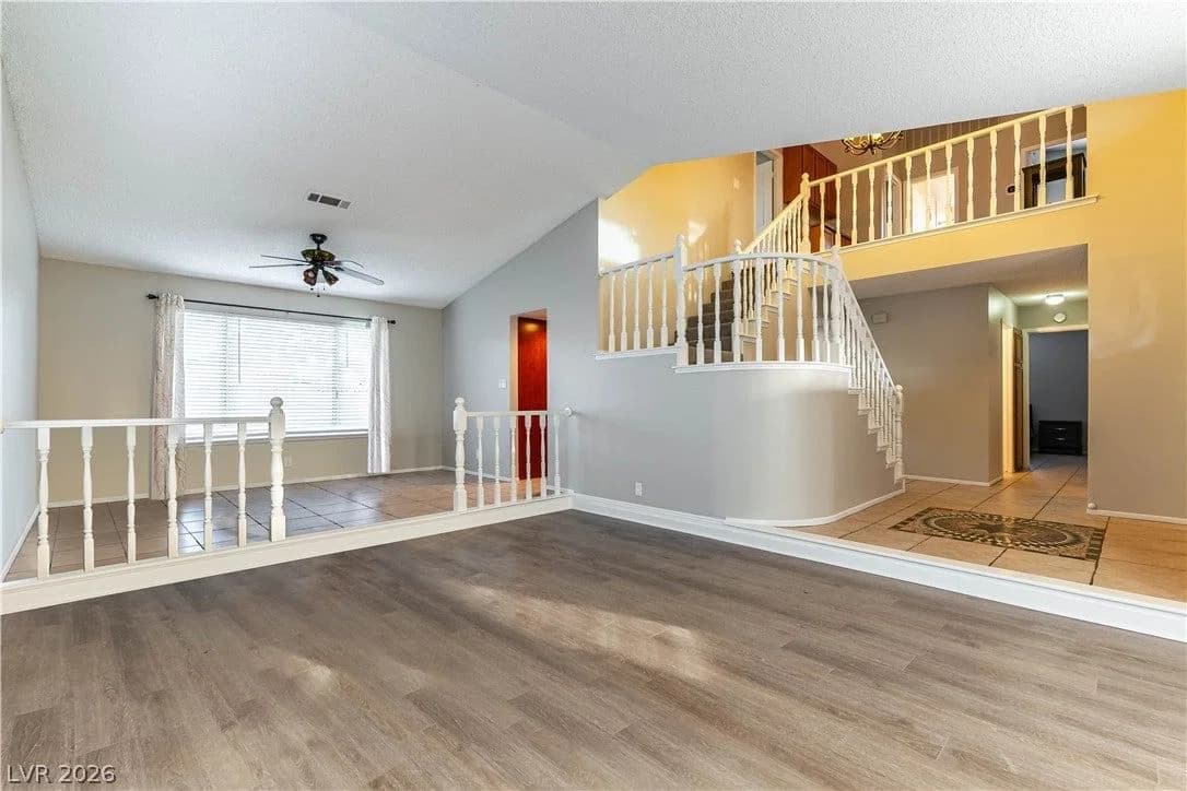 7384 Edgewater Lane photo 4