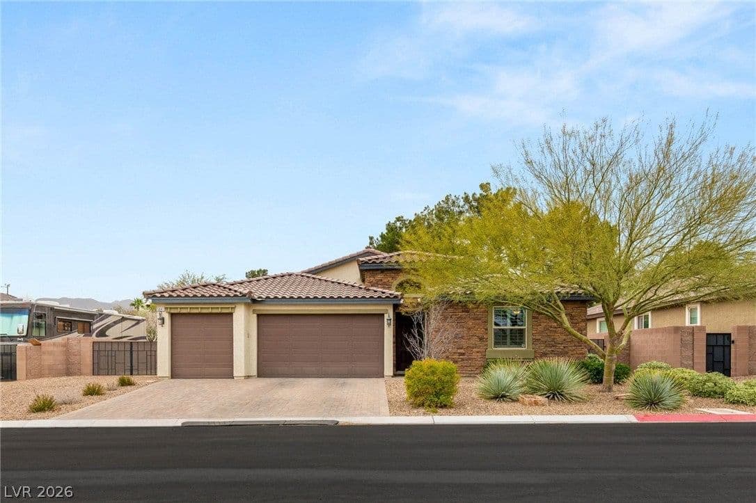 5641 Mystical Knight Court