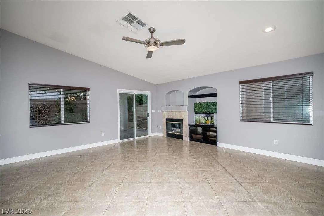 3525 Ponza Court photo 4